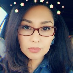 Meet your Posher, Axa